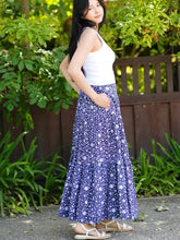 Load image into Gallery viewer, Block Printed Cotton Tiered Skirt-Black White