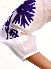 Load image into Gallery viewer, Bonnie Emb. Blouse White Navy