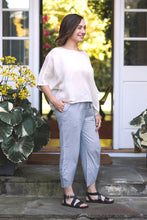 Load image into Gallery viewer, Everly Linen Blouse Natural