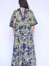 Load image into Gallery viewer, Julieta Dress-Navy Beige