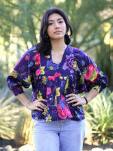 Load image into Gallery viewer, Anjou Top O/S Navy Multi