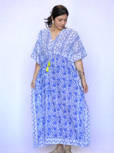 Load image into Gallery viewer, Nayla Block Printed Kaftan Blue
