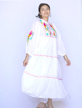 Load image into Gallery viewer, Parrot Embroidered Maxi Dress - White