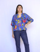 Load image into Gallery viewer, Anjou Top O/S - Periwinkle