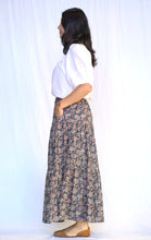 Load image into Gallery viewer, Block Printed Tiered Cotton Skirt- Indigo