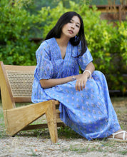 Load image into Gallery viewer, Skye Dress Floral Blue Green