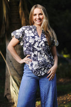 Load image into Gallery viewer, Amara Floral Top