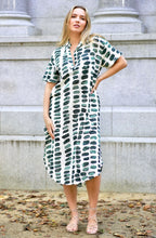 Load image into Gallery viewer, Zoey Geo Dress White Green