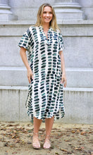 Load image into Gallery viewer, Zoey Geo Dress White Green