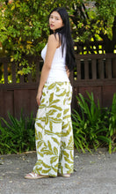 Load image into Gallery viewer, Erin Abstract Print Pants Olive White