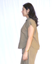 Load image into Gallery viewer, Erisha Short Sleeve Top Taupe