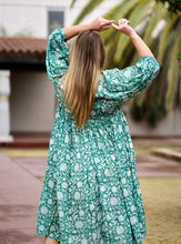 Load image into Gallery viewer, Mylah Midi Dress Forest Green
