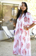 Load image into Gallery viewer, Mylah Midi Dress Block Printed White Coral