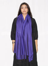 Load image into Gallery viewer, Silky Water Pashmina