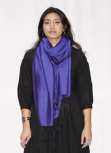 Load image into Gallery viewer, Silky Water Pashmina