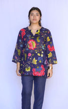 Load image into Gallery viewer, Cotton Tunic-Navy Floral