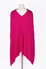 Load image into Gallery viewer, Cashmere Poncho Fuschia Dk. Pink