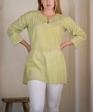 Load image into Gallery viewer, Presley Tunic Lavender Blue