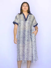 Load image into Gallery viewer, Talullah Print Dress-Navy
