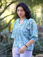 Load image into Gallery viewer, Anjou Top O/S Turquoise Sage
