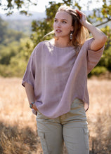 Load image into Gallery viewer, Everly Linen Blouse Dusty Pink
