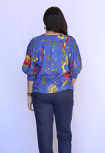 Load image into Gallery viewer, Anjou Top O/S - Periwinkle
