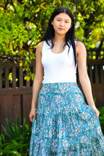 Load image into Gallery viewer, Block Printed Tiered Cotton Skirt-Green
