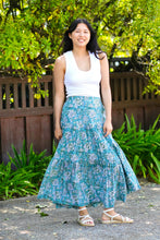 Load image into Gallery viewer, Block Printed Tiered Cotton Skirt-Green
