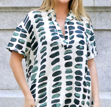 Load image into Gallery viewer, Zoey Geo Dress White Green
