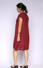Load image into Gallery viewer, Aya Dobby Dress Maroon

