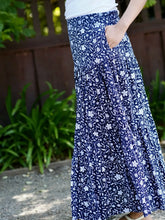 Load image into Gallery viewer, Block Printed Cotton Tiered Skirt-Black White 
