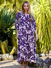 Load image into Gallery viewer, Elise Floral Print Maxi Dress Black White 
