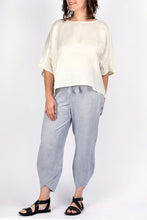 Load image into Gallery viewer, Everly Linen Blouse Natural
