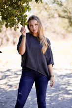 Load image into Gallery viewer, Everly Linen Blouse Black
