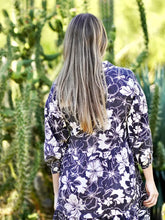 Load image into Gallery viewer, Elise Floral Print Maxi Dress Black White 
