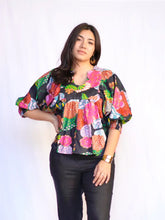 Load image into Gallery viewer, Anjou Top - Black Multi
