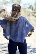 Load image into Gallery viewer, Everly Linen Blouse Denim
