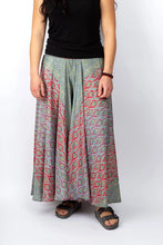 Load image into Gallery viewer, Hera Wide Leg Pants Green
