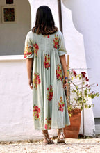Load image into Gallery viewer, Skye Dress Olive
