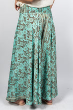 Load image into Gallery viewer, Hera Wide Leg Pants Green
