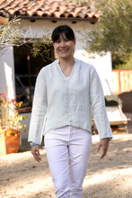 Load image into Gallery viewer, French Knot Linen Top White
