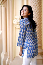 Load image into Gallery viewer, Hydrangea Bloom Cotton Tunic Blue
