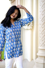 Load image into Gallery viewer, Hydrangea Bloom Cotton Tunic Blue
