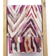 Load image into Gallery viewer, Cusco Chevron Wool Scarf/Wrap Purple
