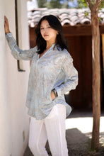 Load image into Gallery viewer, Anoushka Foil Printed Top Navy
